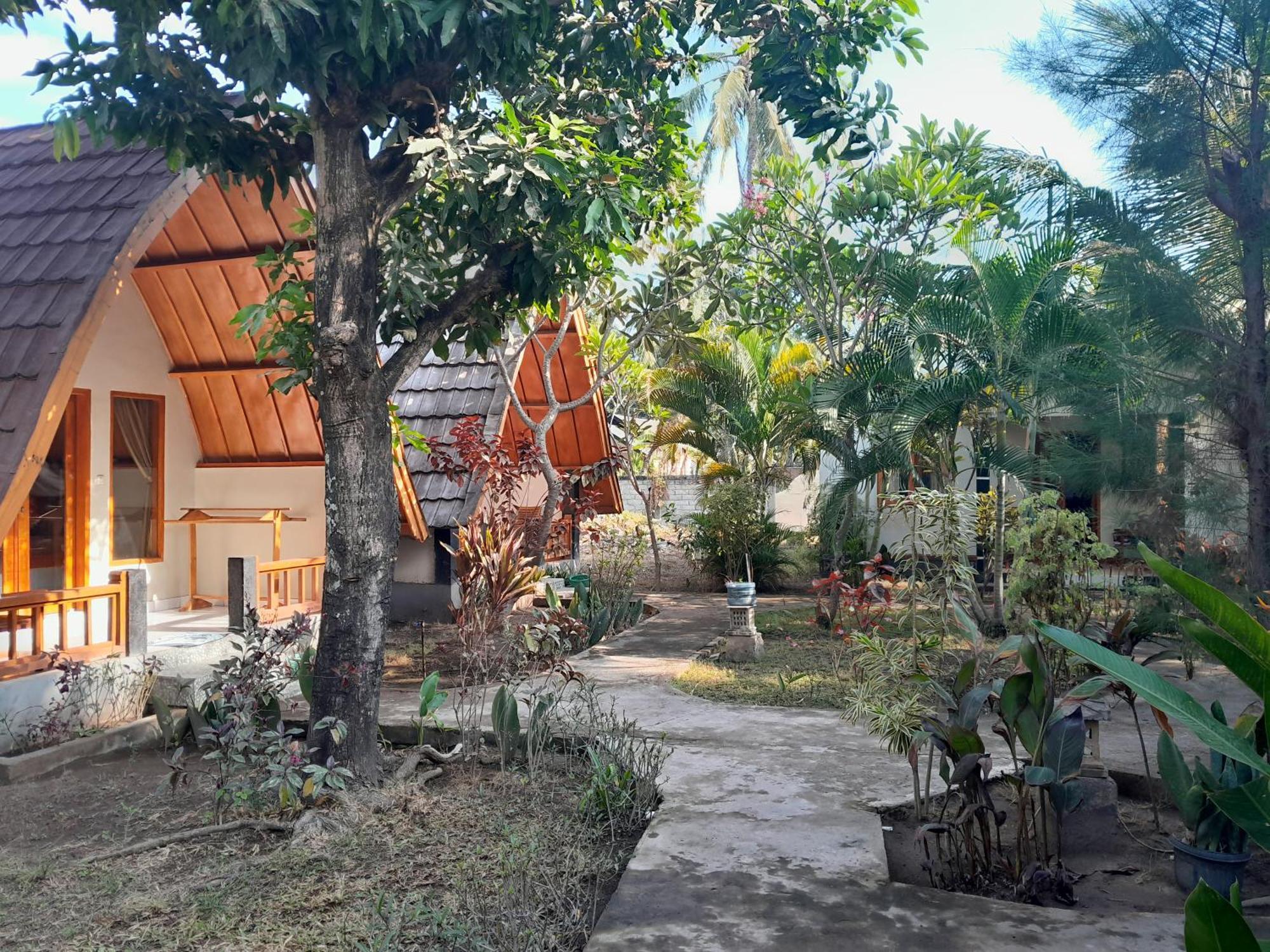 Florine'S Garden Hotel Gili Air Ngoại thất bức ảnh