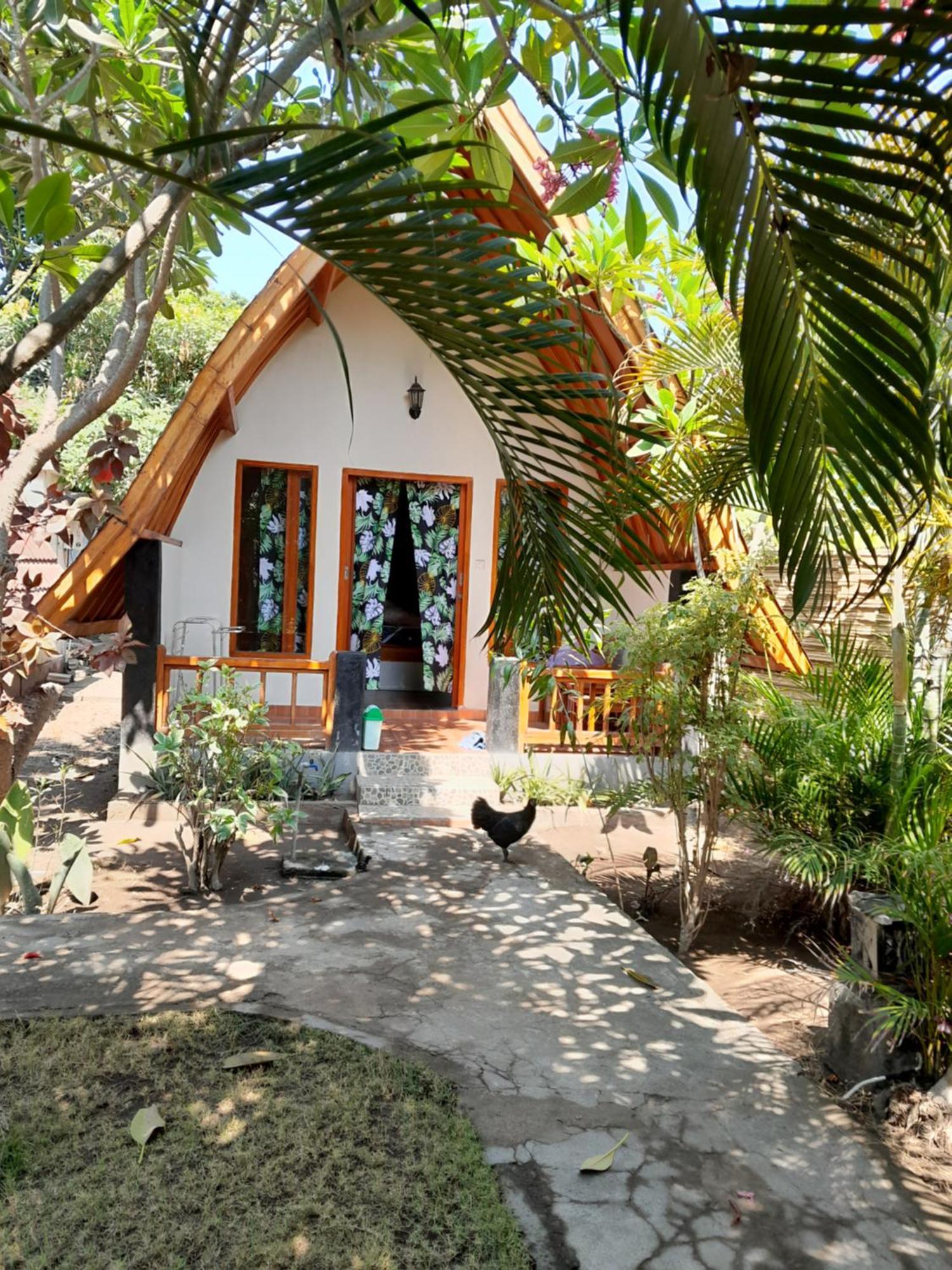 Florine'S Garden Hotel Gili Air Ngoại thất bức ảnh